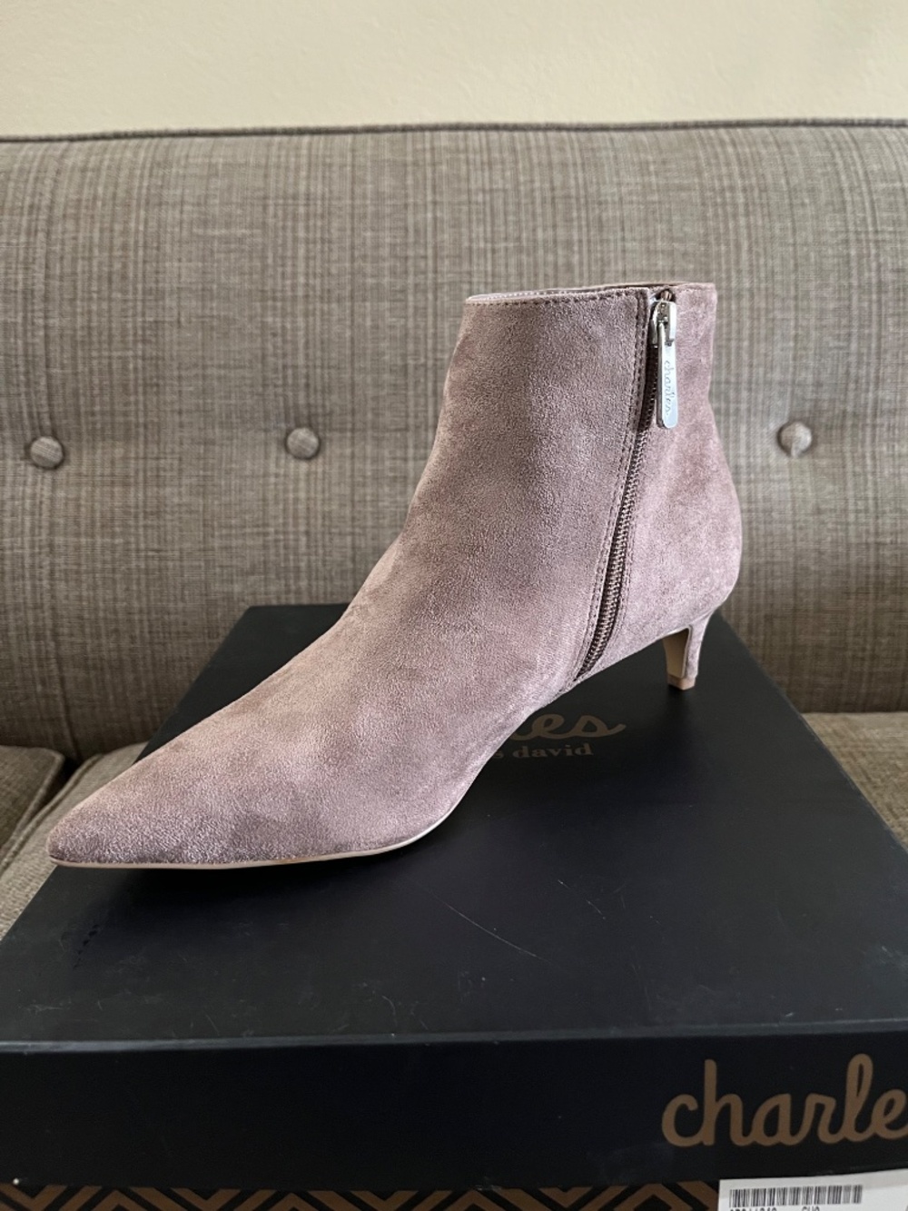 Charles by Charles David Women's Grey and Tan Booties - Brand New - Size 7.5M